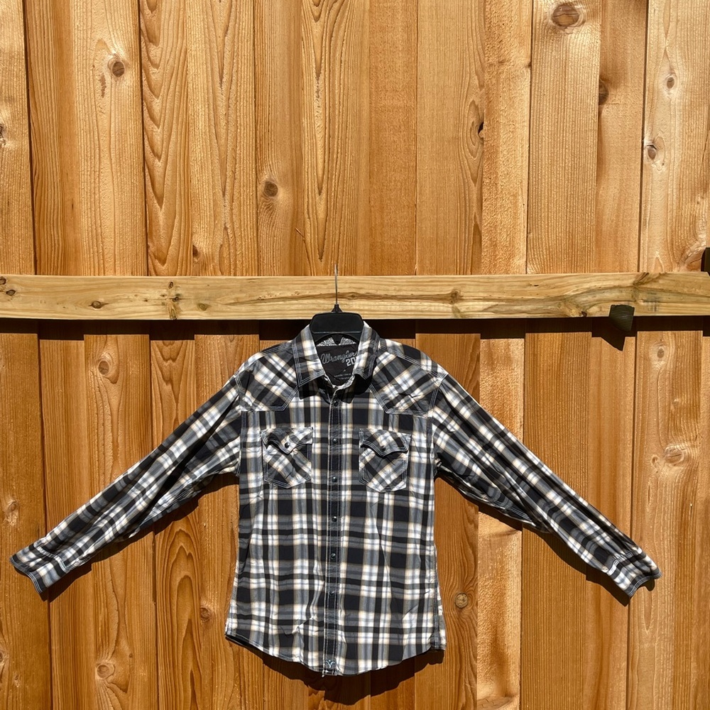Wrangler Black and White Checkered Casual Shirt